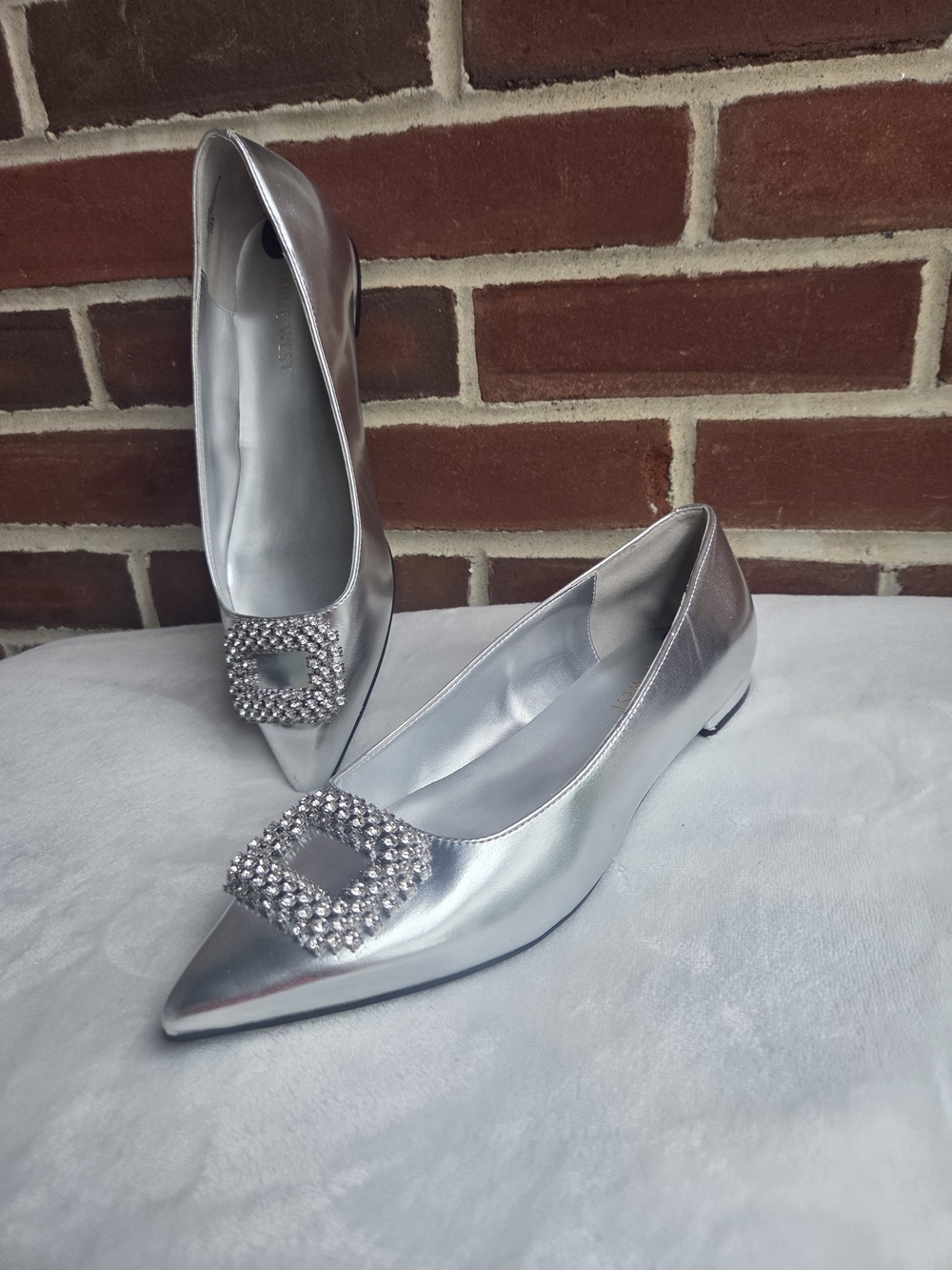 Nine West Junia Silver Metallic Rhinestone Buckle Pointed Toe Flats 8.5